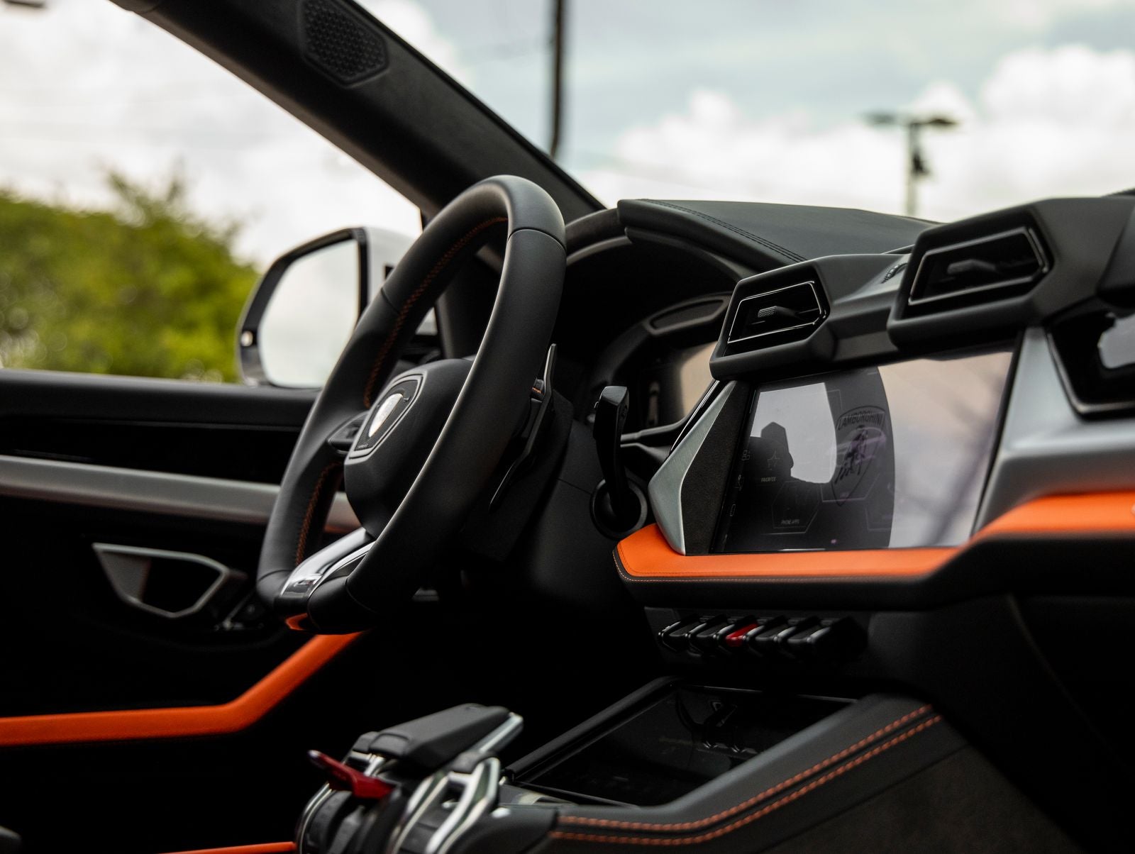 2026 Lamborghini Urus SE