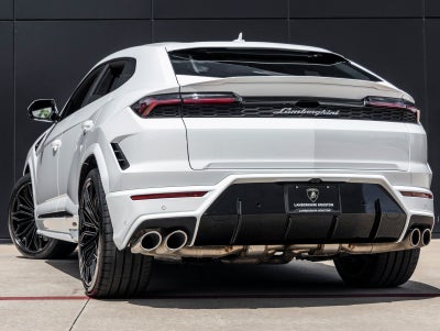 2026 Lamborghini Urus SE