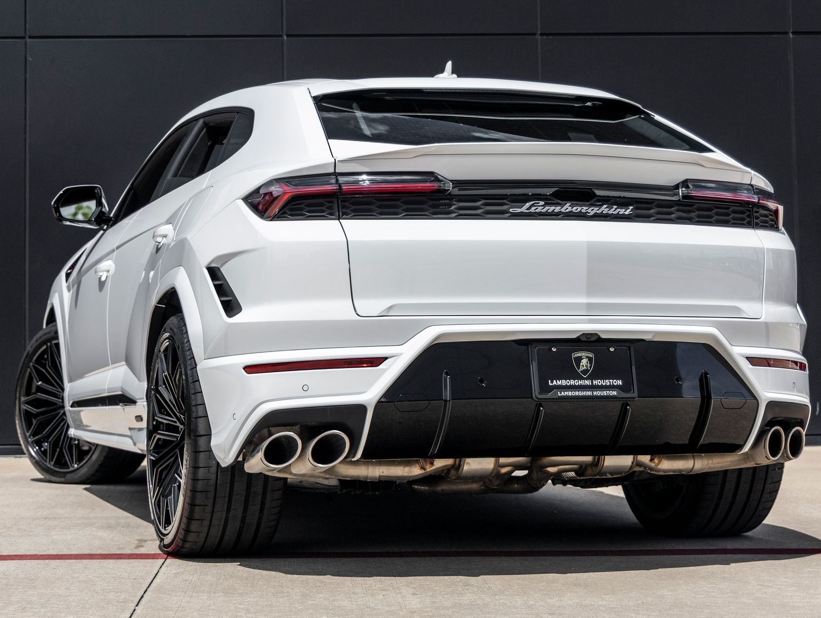 2026 Lamborghini Urus SE