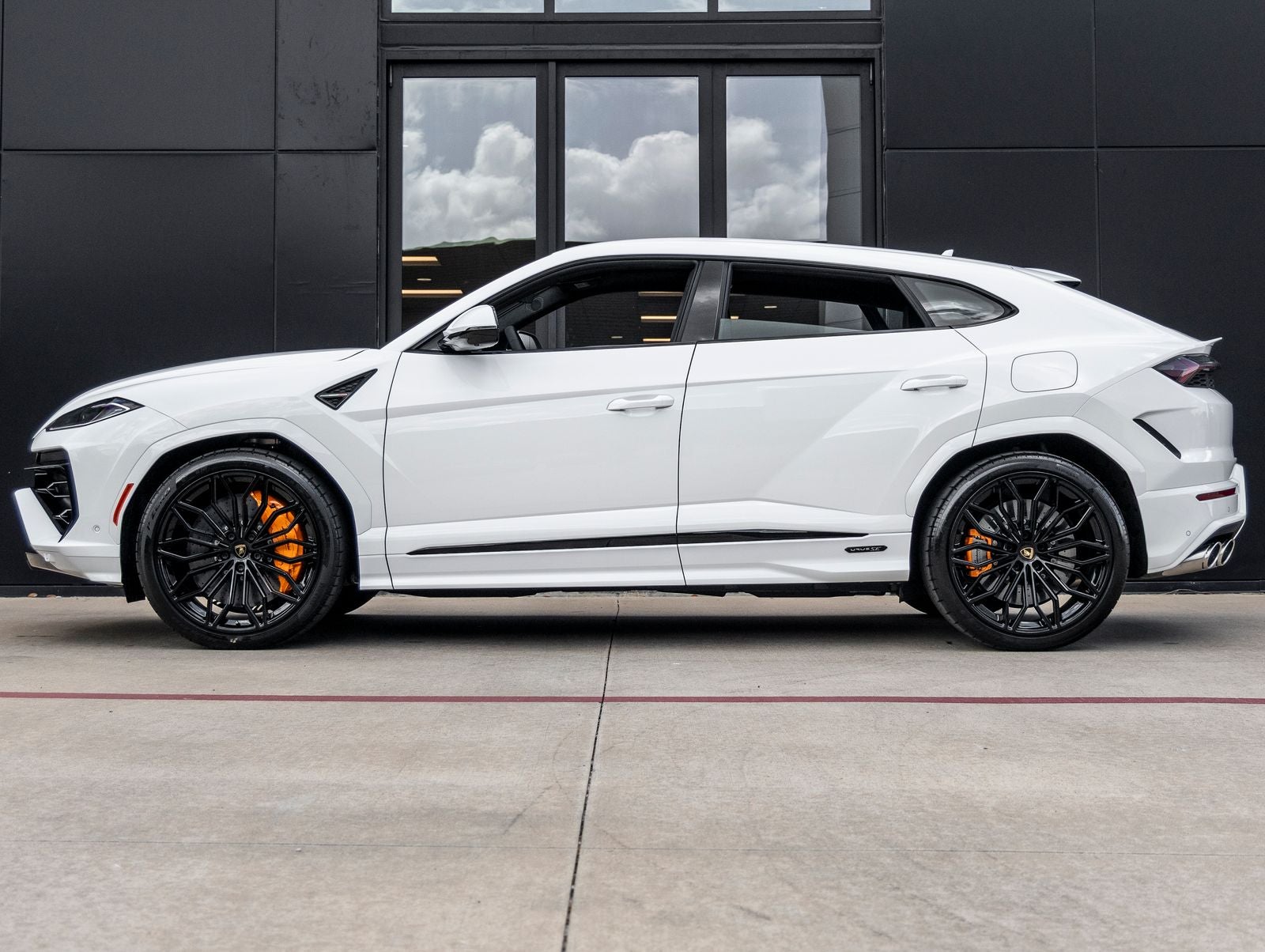 2026 Lamborghini Urus SE