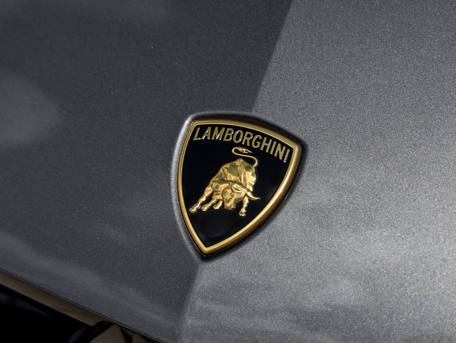 2025 Lamborghini Urus SE