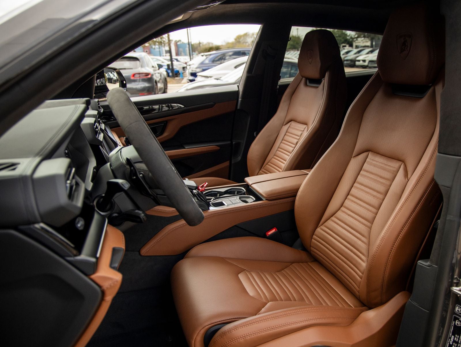 2025 Lamborghini Urus SE