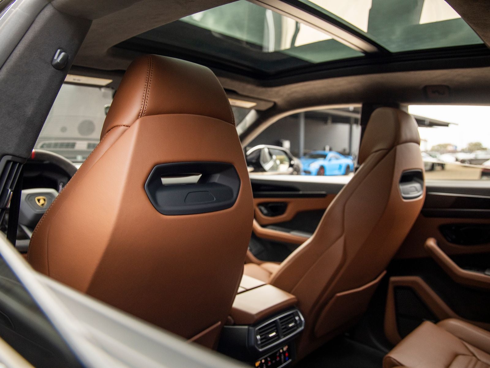 2025 Lamborghini Urus SE