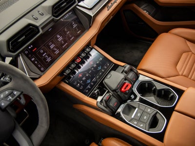 2025 Lamborghini Urus SE