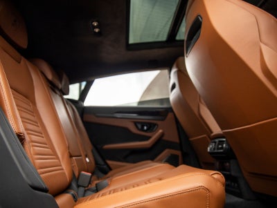 2025 Lamborghini Urus SE