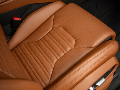 2025 Lamborghini Urus SE