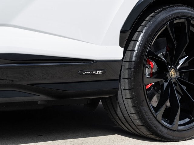 2026 Lamborghini Urus SE