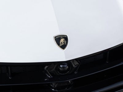 2026 Lamborghini Urus SE