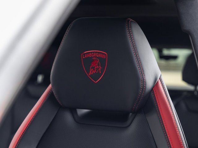 2026 Lamborghini Urus SE