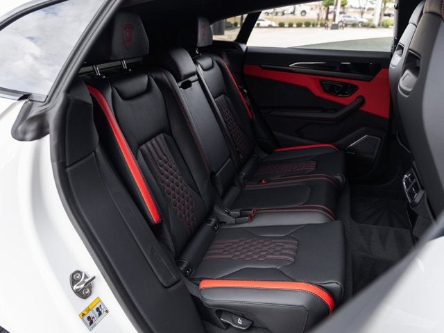 2026 Lamborghini Urus SE