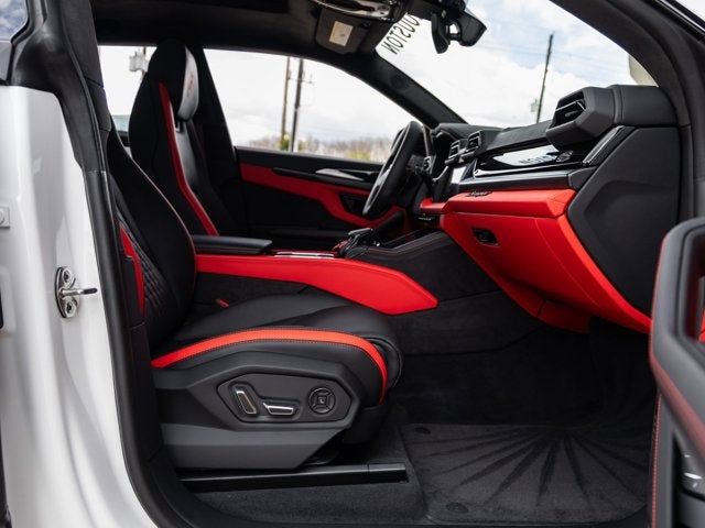 2026 Lamborghini Urus SE