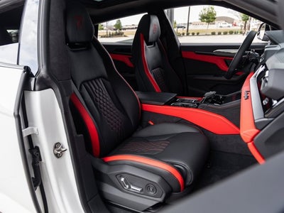 2026 Lamborghini Urus SE