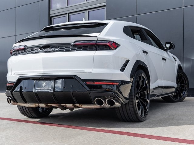 2026 Lamborghini Urus SE