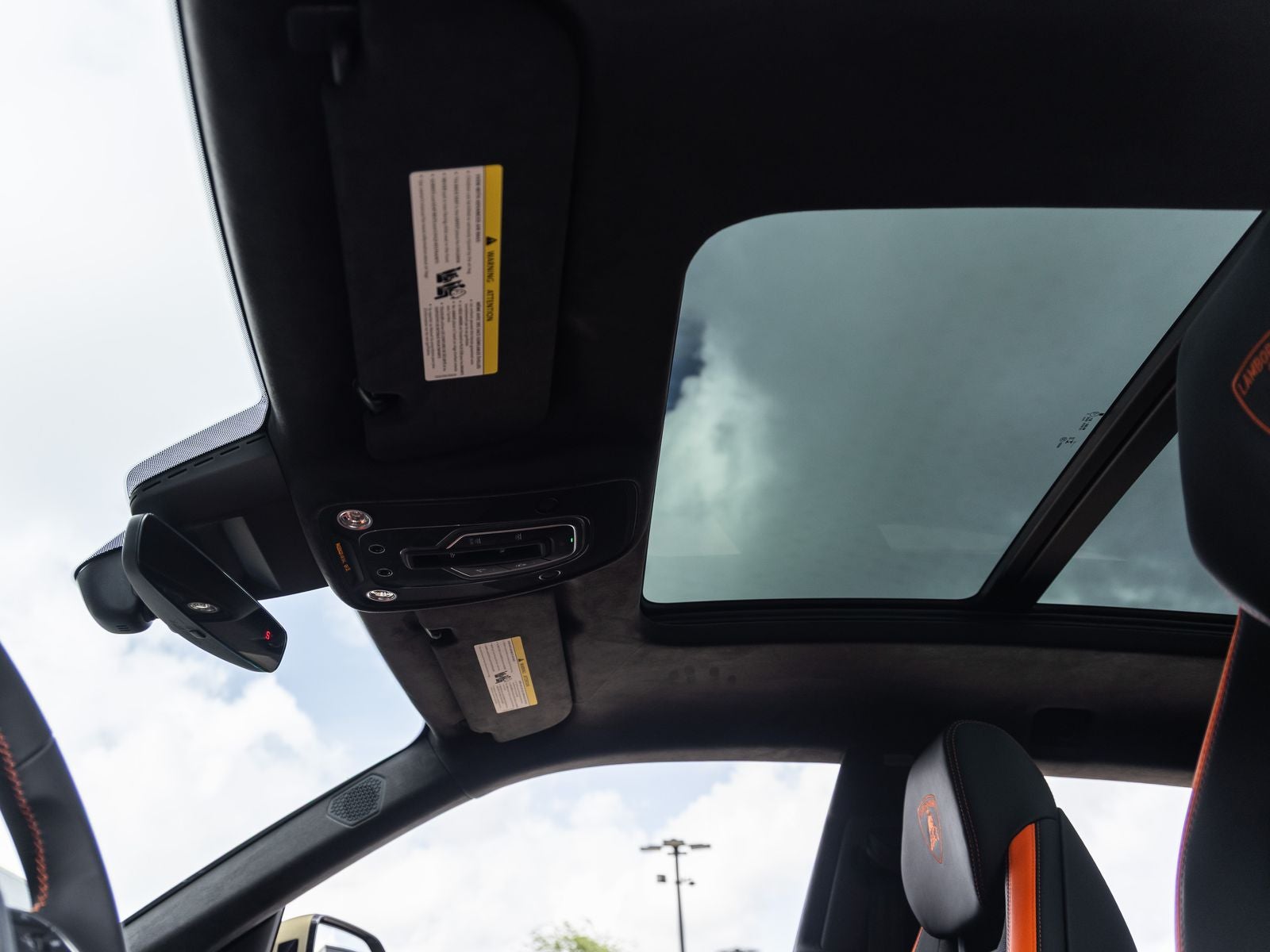 2026 Lamborghini Urus SE