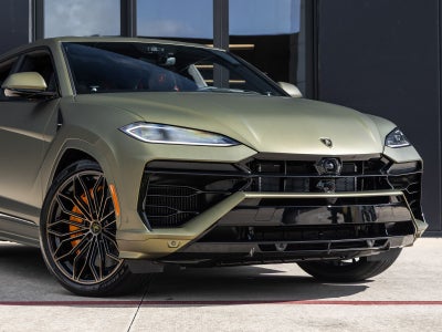 2026 Lamborghini Urus SE