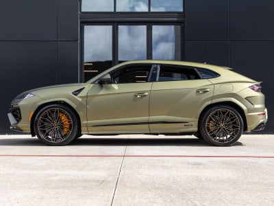 2026 Lamborghini Urus SE