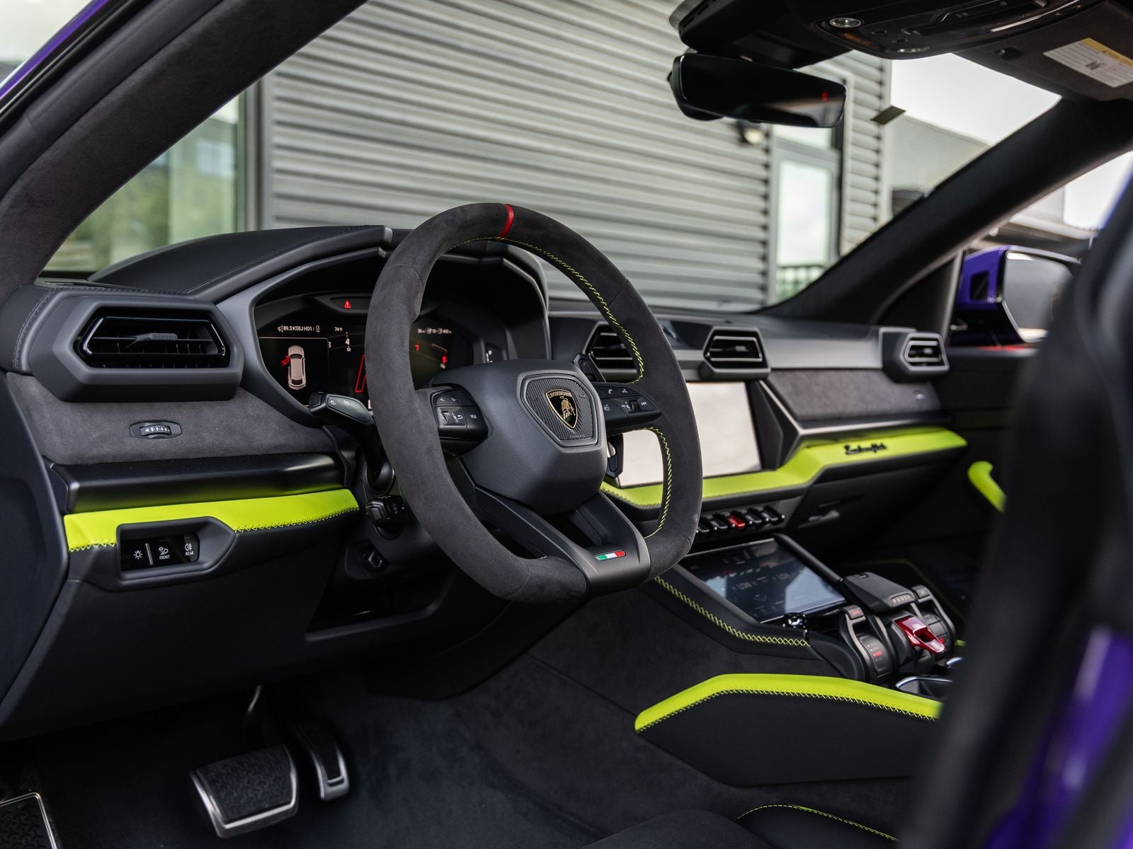 2026 Lamborghini Urus SE