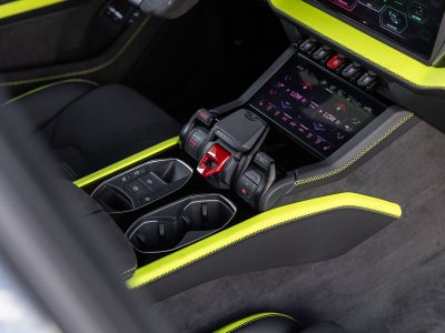 2026 Lamborghini Urus SE