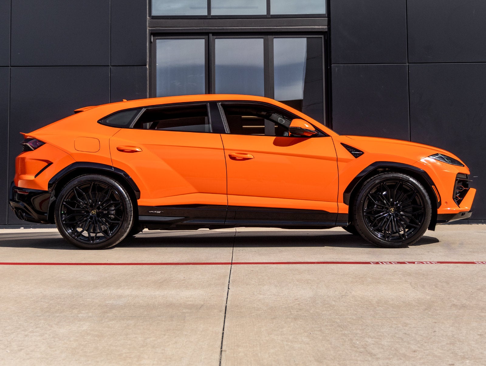 2026 Lamborghini Urus SE