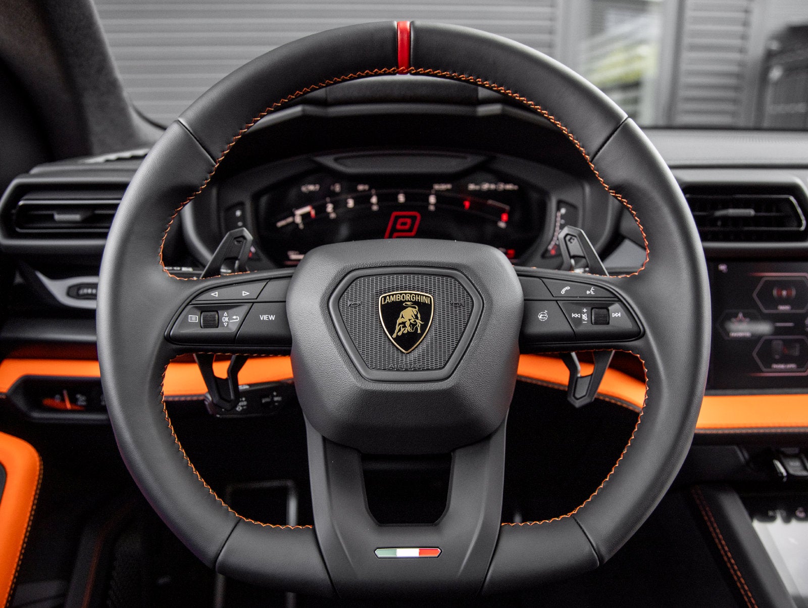 2026 Lamborghini Urus SE