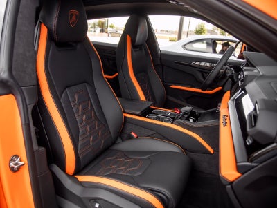 2026 Lamborghini Urus SE