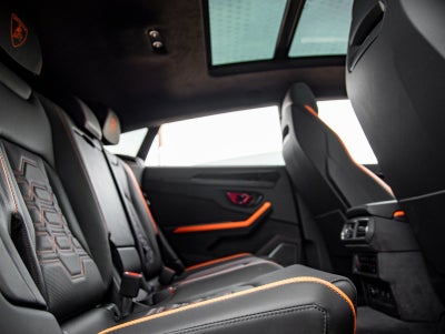 2025 Lamborghini Urus SE