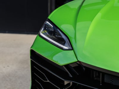 2025 Lamborghini Urus SE