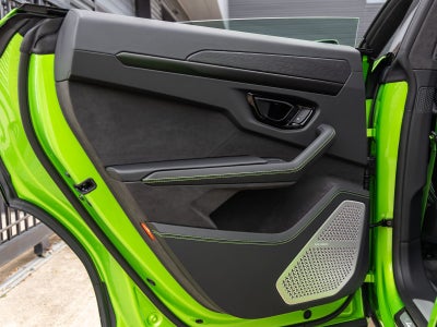 2025 Lamborghini Urus SE