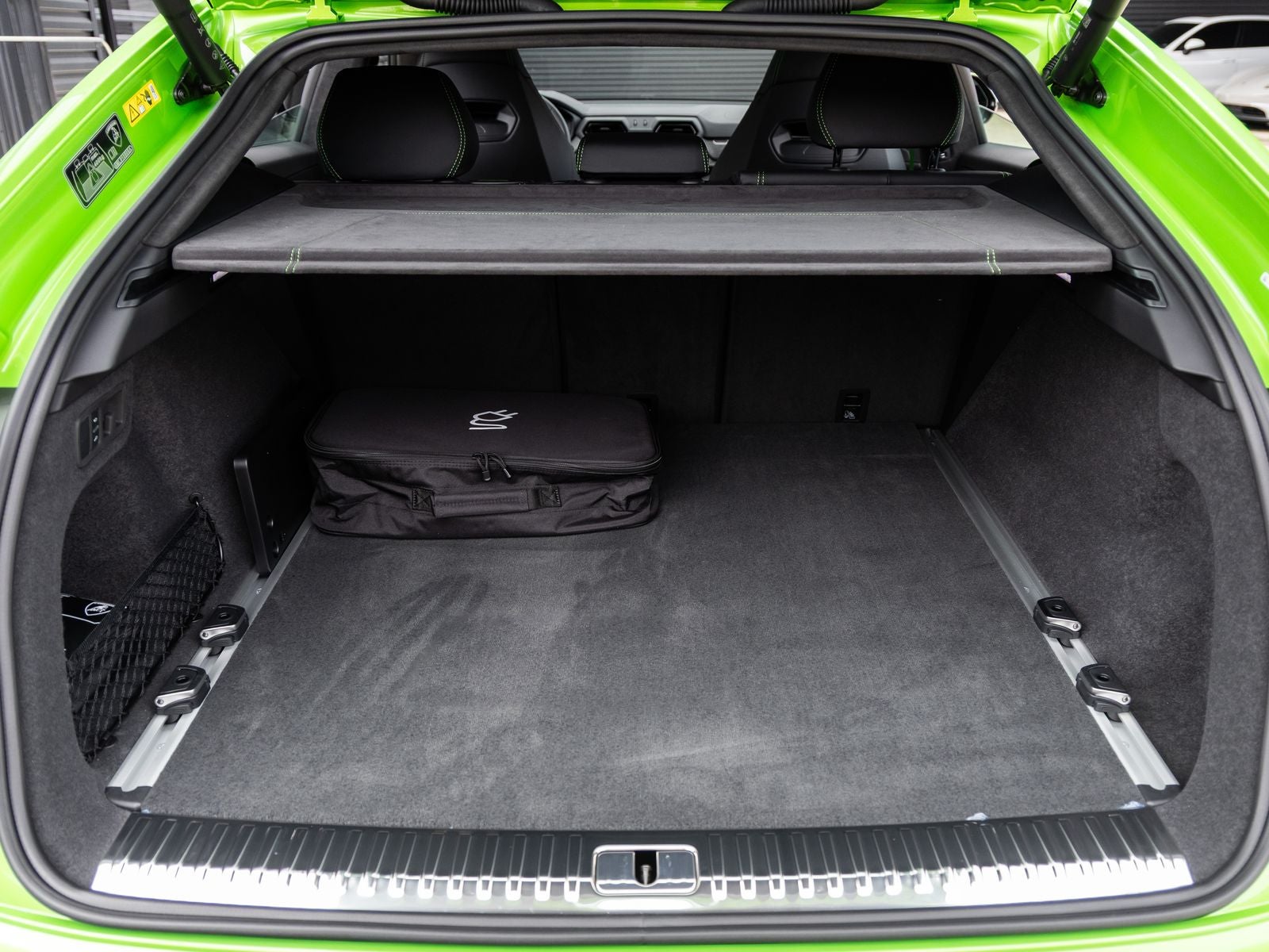 2025 Lamborghini Urus SE