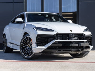 2026 Lamborghini Urus SE