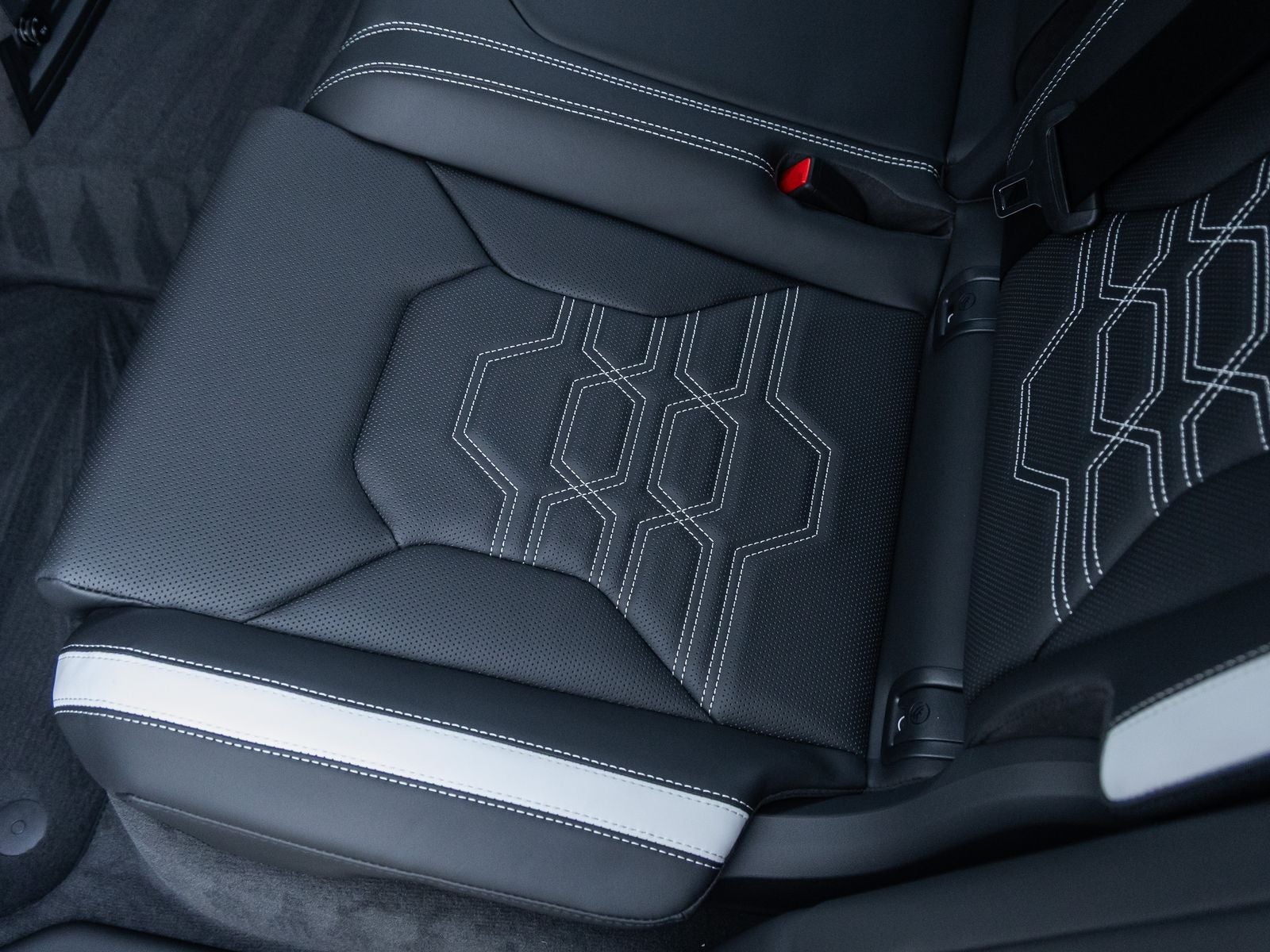 2026 Lamborghini Urus SE