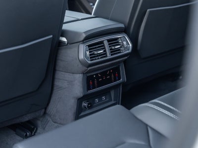 2026 Lamborghini Urus SE