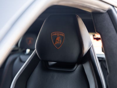 2026 Lamborghini Urus SE