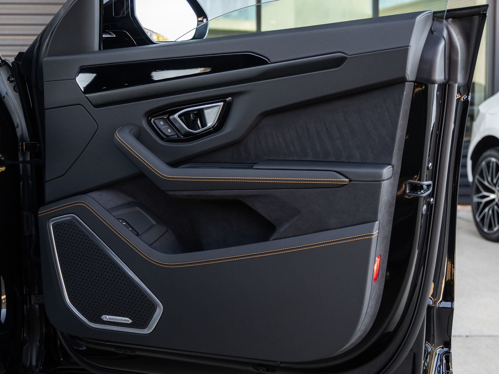2026 Lamborghini Urus SE