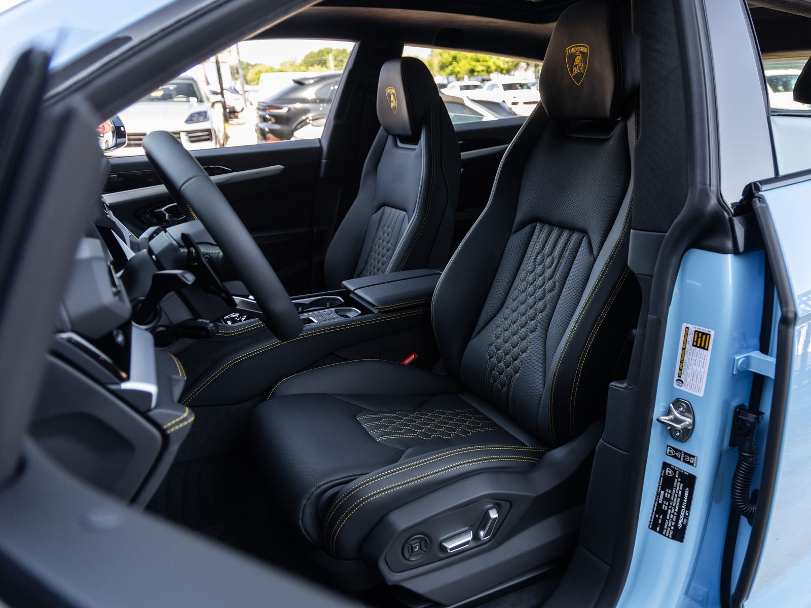 2026 Lamborghini Urus SE