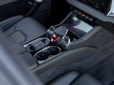 2026 Lamborghini Urus SE