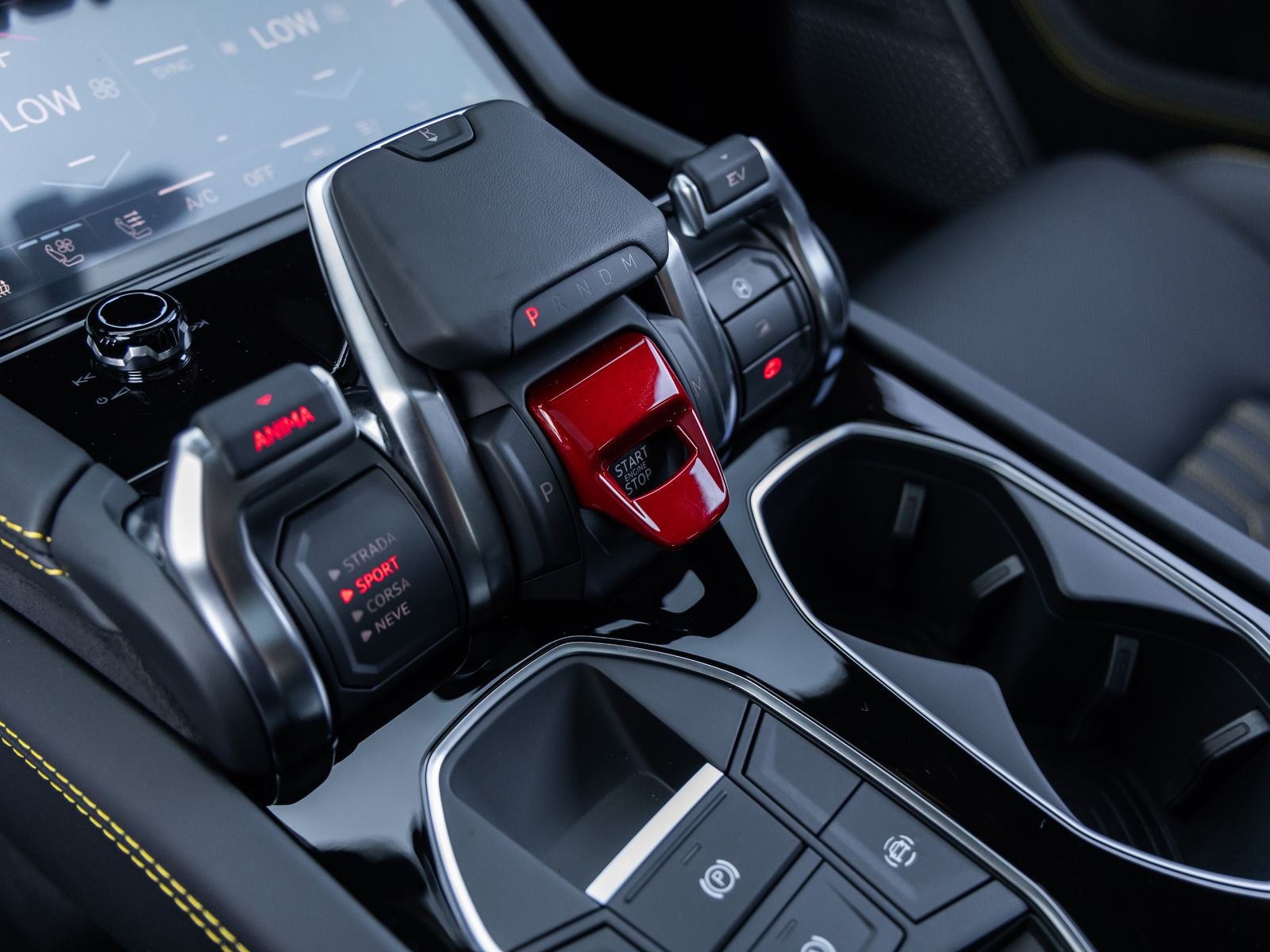2026 Lamborghini Urus SE