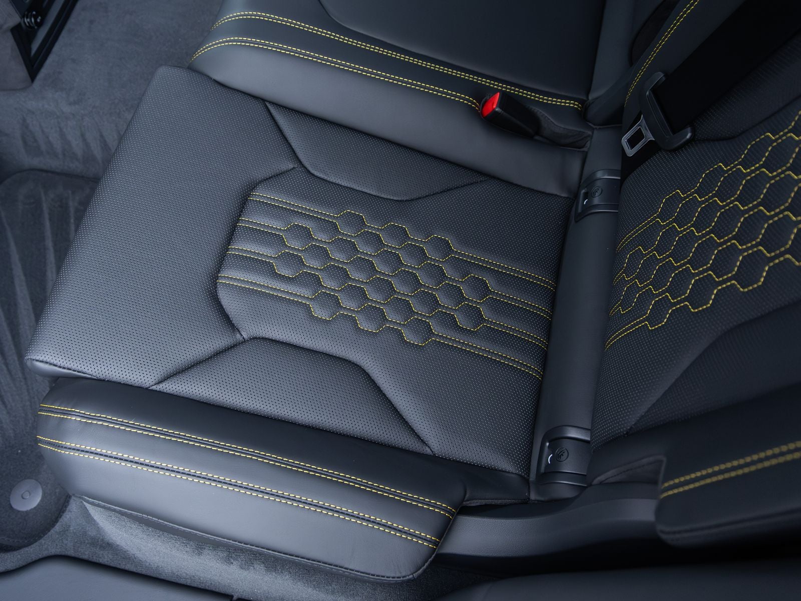 2026 Lamborghini Urus SE
