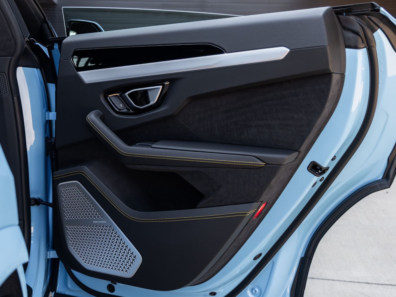 2026 Lamborghini Urus SE