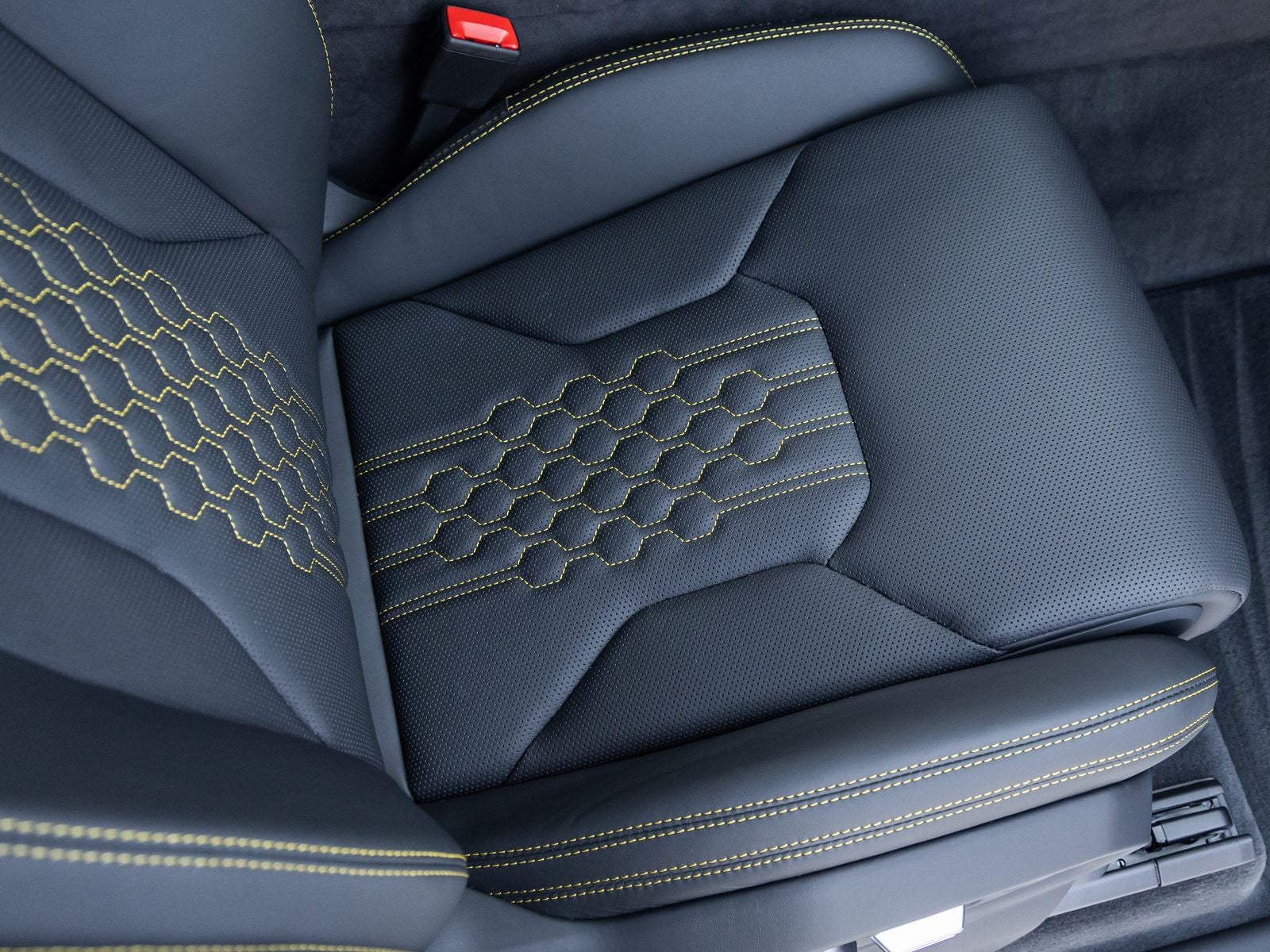 2026 Lamborghini Urus SE