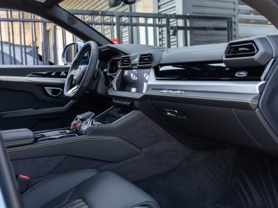 2026 Lamborghini Urus SE
