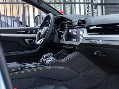 2026 Lamborghini Urus SE