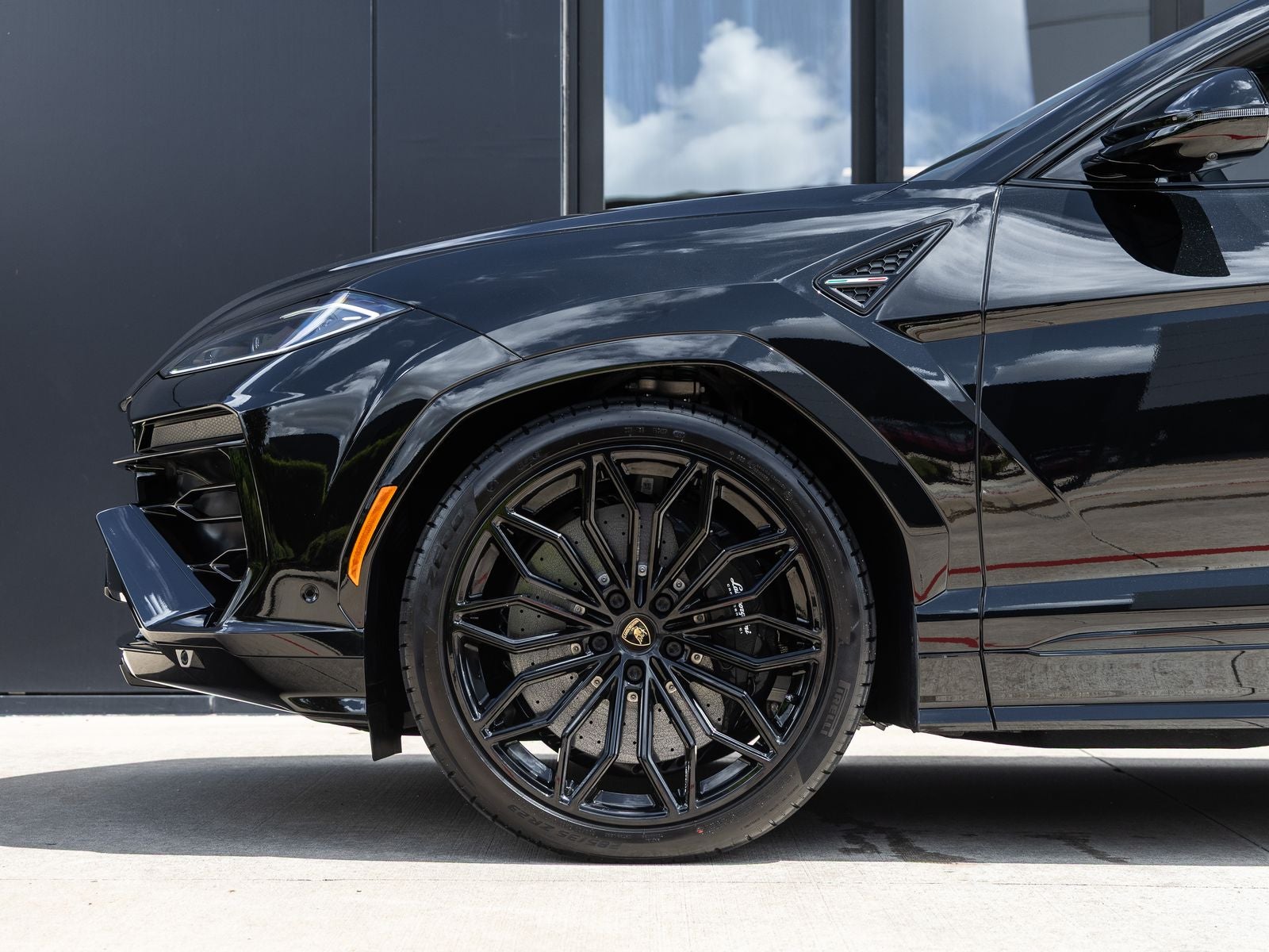 2026 Lamborghini Urus SE