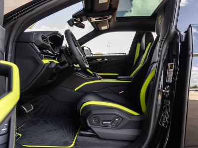 2026 Lamborghini Urus SE