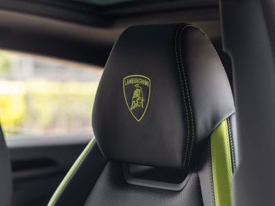 2026 Lamborghini Urus SE