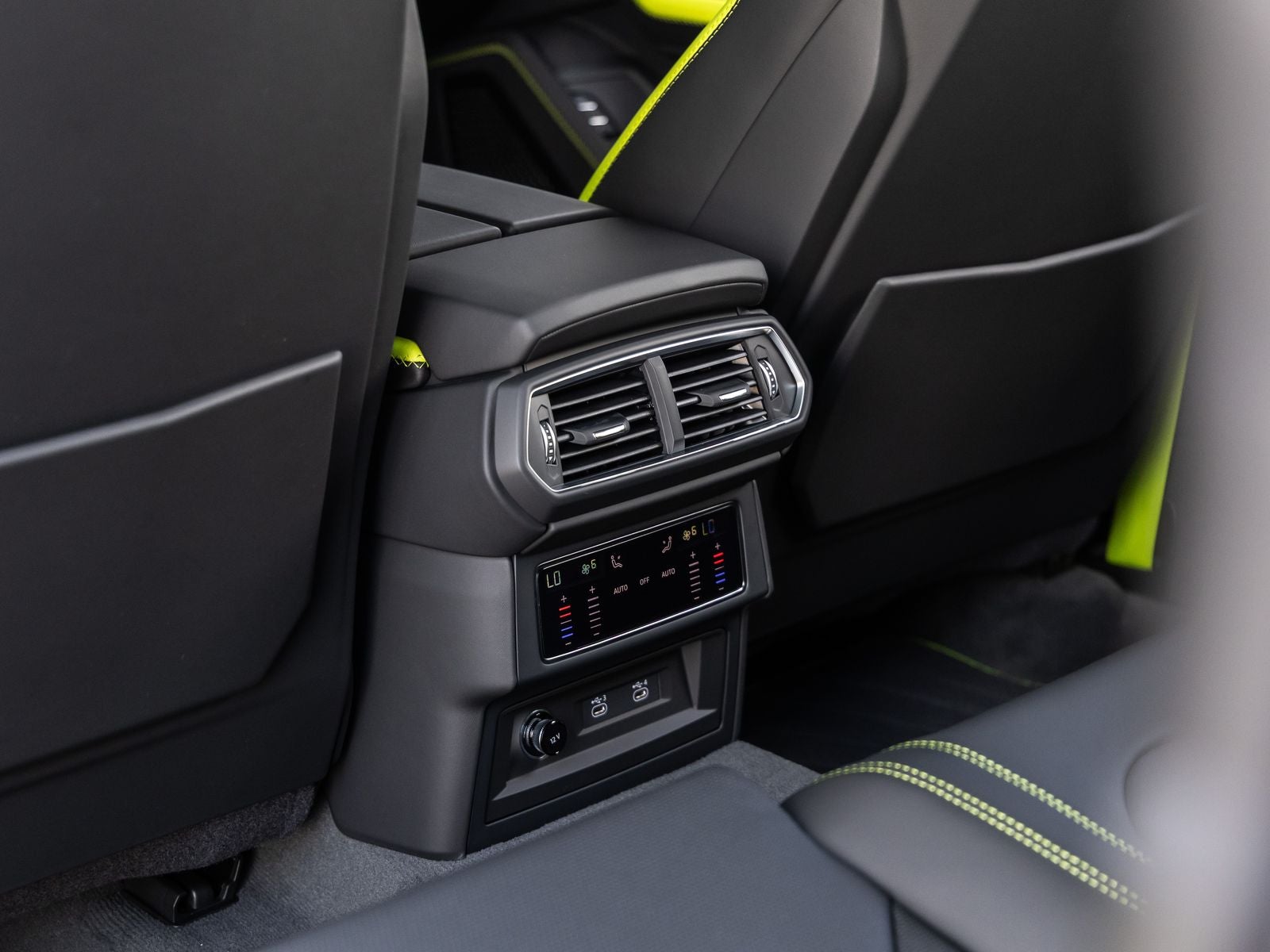 2026 Lamborghini Urus SE