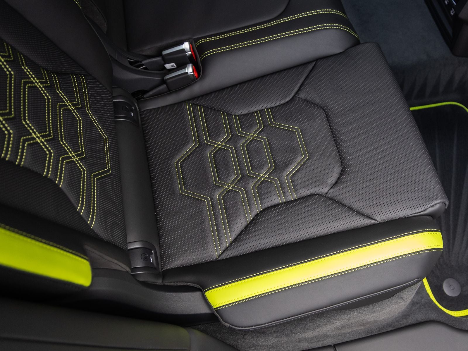 2026 Lamborghini Urus SE