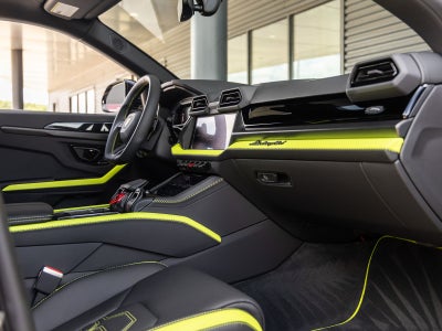 2026 Lamborghini Urus SE