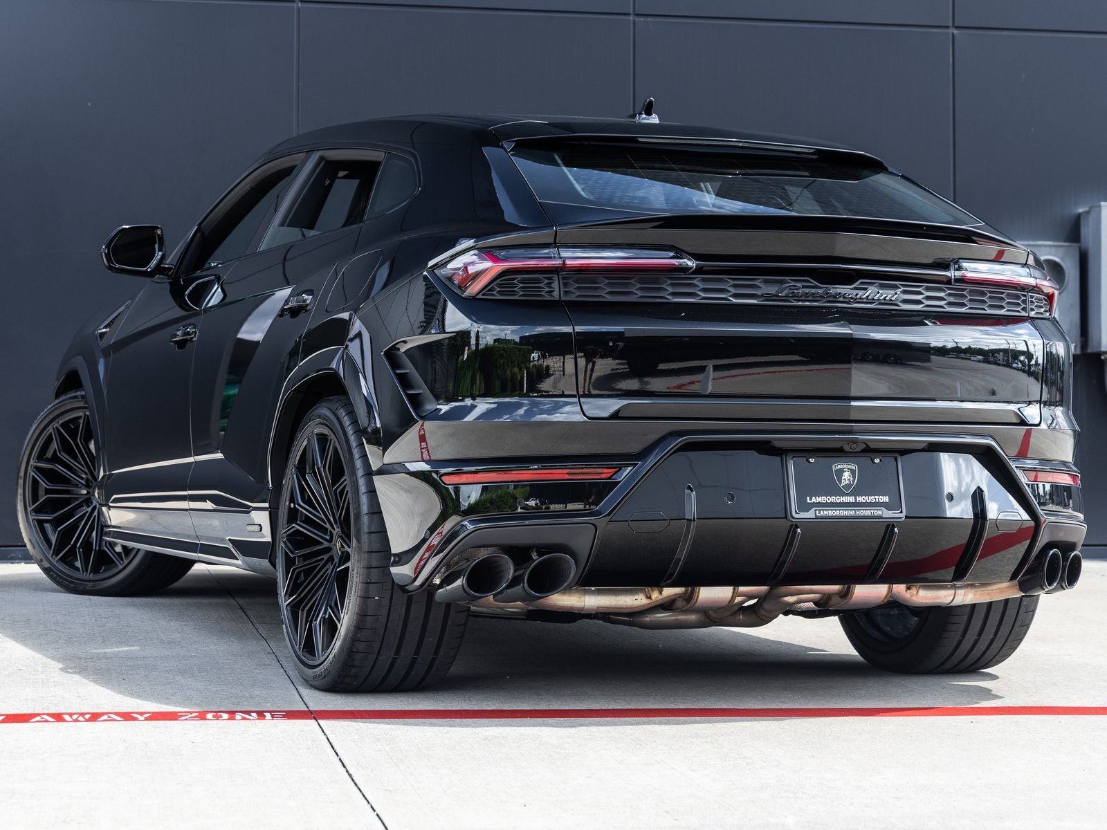 2026 Lamborghini Urus SE