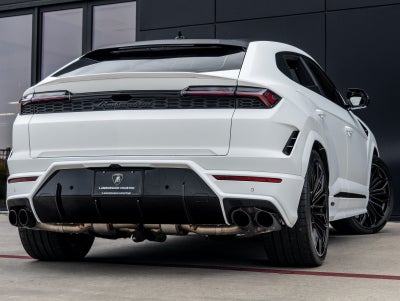 2025 Lamborghini Urus SE